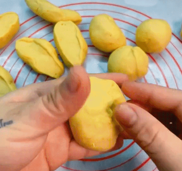 Cách làm bánh bao hình củ khoai tây. Hình ảnh 2