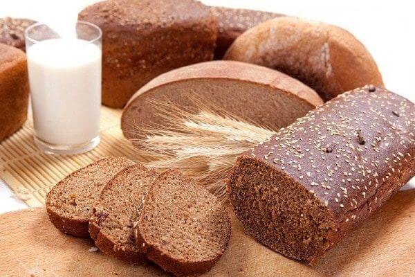 Cách làm bánh mì đen nguyên cám giảm cân thơm ngon ngất ngây 2